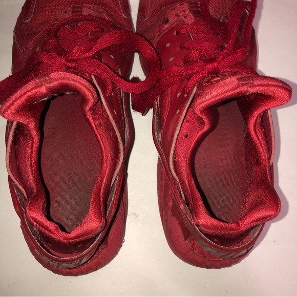 Nike Mens Size 9 Air Huarache Triple Red Running Sneakers Shoes 318429-660 - Picture 7 of 9